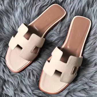 Beton Clemence Leather Hermes Oran Sandals