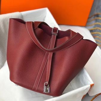 Bordeaux Clemence Leather Hermes Picotin Lock 22 Bag