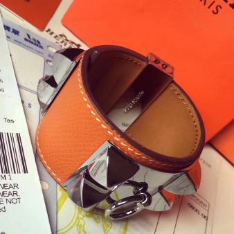 Hermes Collier de Chien Bracelet Size S in Orange Epsom Leather