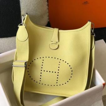 Hermes Jaune Poussin Clemence Leather Evelyne III 29 PM Bag