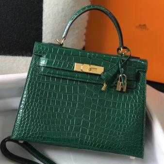 Hermes Kelly 25cm Handmade Bag in Green Crocodile Embossed Leather