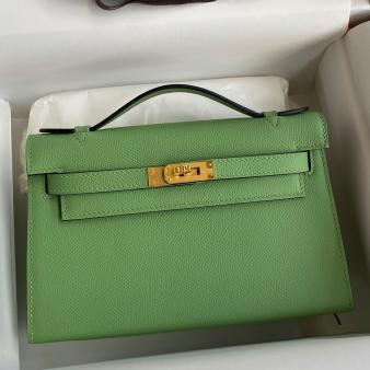 Hermes Kelly Pochette Handmade Bag in Epsom Calfskin Vert Cypres