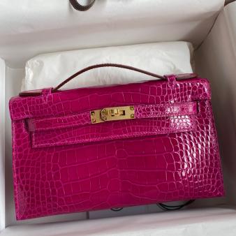 Hermes Kelly Pochette Handmade Bag in Shiny Alligator Leather Rose Scheherazade