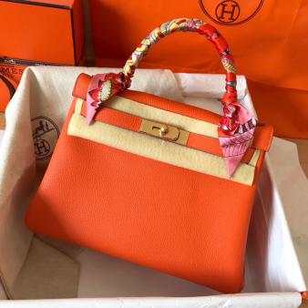 Hermes Kelly Retourne 28 Handmade Bag in Clemence Leather Orange