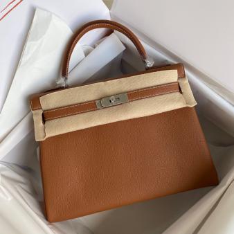 Hermes Kelly Retourne 32 Handmade Bag in Clemence Leather Gold