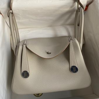 Hermes Lindy 26 Handmade Bag in Beton Clemence Leather