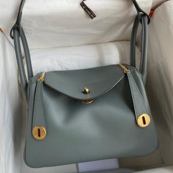 Hermes Lindy 26 Handmade Bag in Evercolor Leather Vert Amande