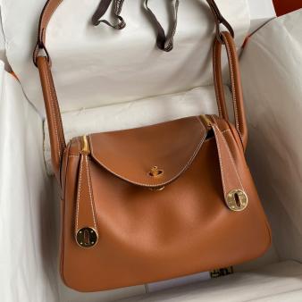 Hermes Lindy 26 Handmade Bag in Swift Calfskin Gold