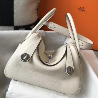 Hermes Lindy 26cm Bag in Clemence Leather Beton PHW