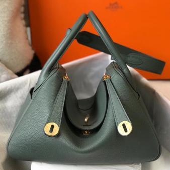 Hermes Lindy 26cm Bag in Clemence Leather Vert Amande GHW