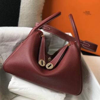 Hermes Lindy 30cm Bag in Clemence Leather Bordeaux GHW