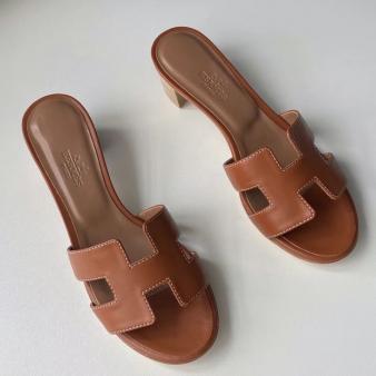 Hermes Oasis Sandals in Swift Leather Gold