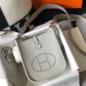 Hermes Pearl Grey Clemence Leather Evelyne III TPM Bag