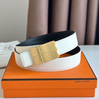 Hermes Reversible Typo Belt 32MM in White Epsom Calfskin