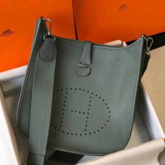 Hermes Vert Amande Clemence Leather Evelyne III 29 PM Bag