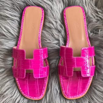 Rose Shiny Niloticus Crocodile Hermes Oran Sandals