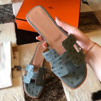 Vert Amande Ostrich Leather Hermes Oran Slide Sandals